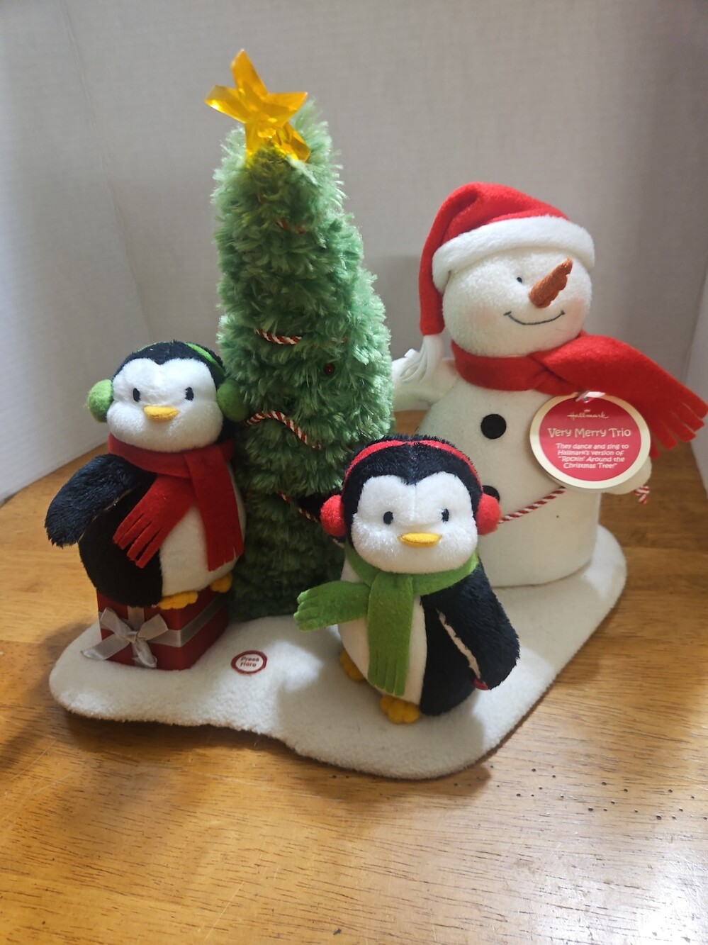 2006 Hallmark Jingle Pals VERY MERRY TRIO Sings Light Up Snowman Penguins